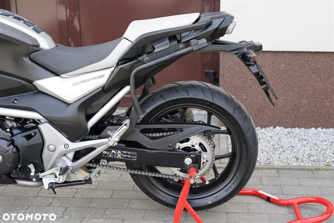 Honda NC - 24