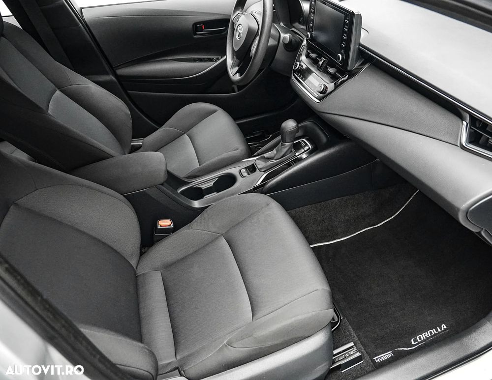 Toyota Corolla 1.8 HSD Dynamic - 13