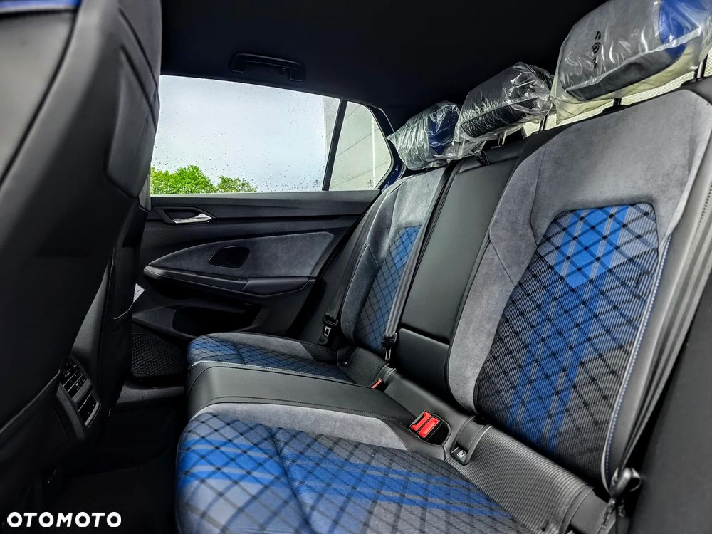 Volkswagen Golf 2.0 TSI 4Motion R DSG - 11