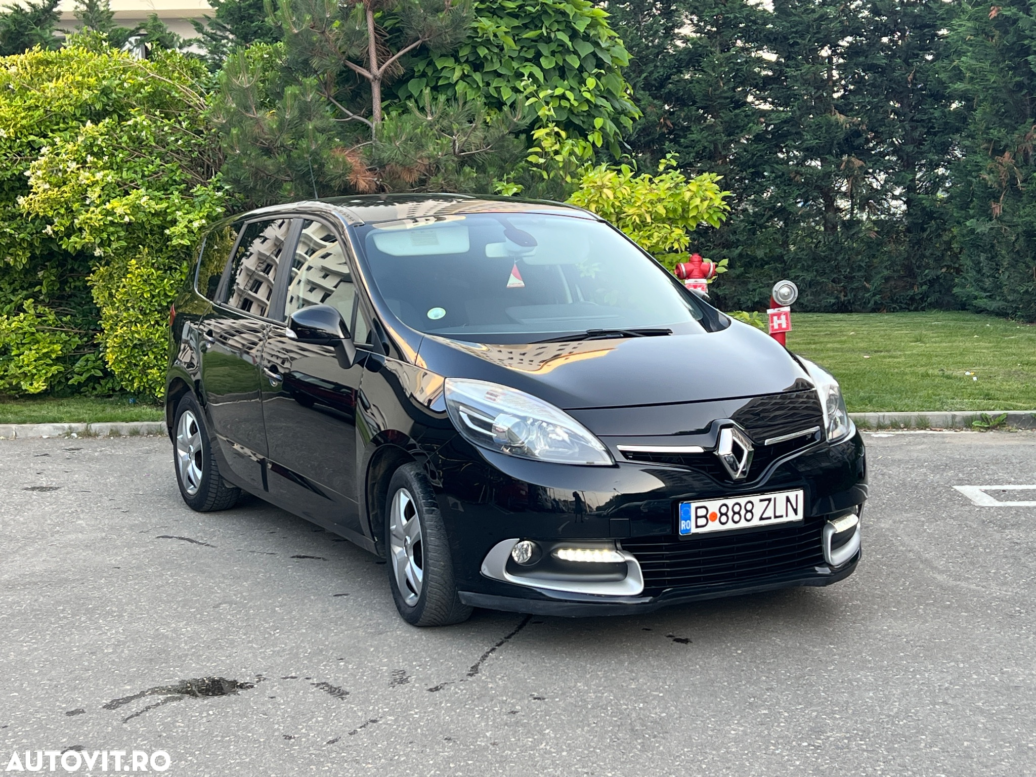 Renault Grand Scenic 1.5 dCi EDC Privilege - 2