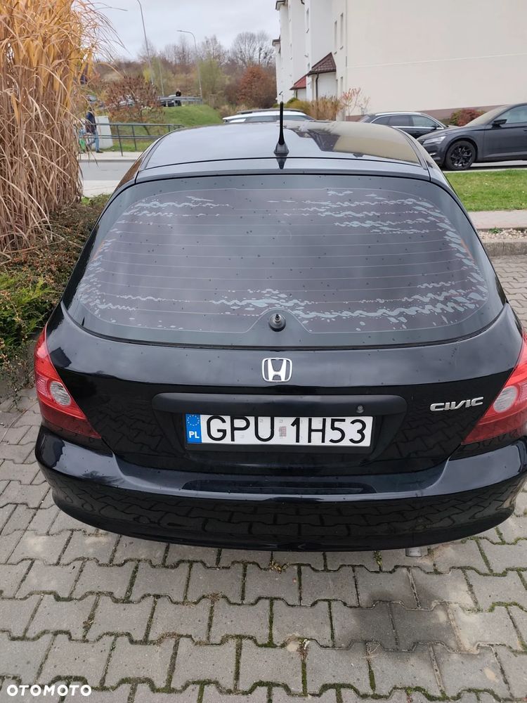 Honda Civic 1.4i S - 4