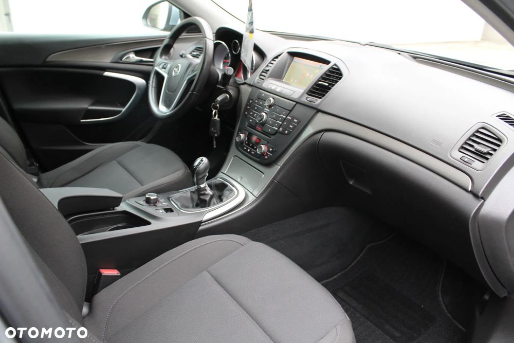 Opel Insignia 2.0 Turbo Edition - 19