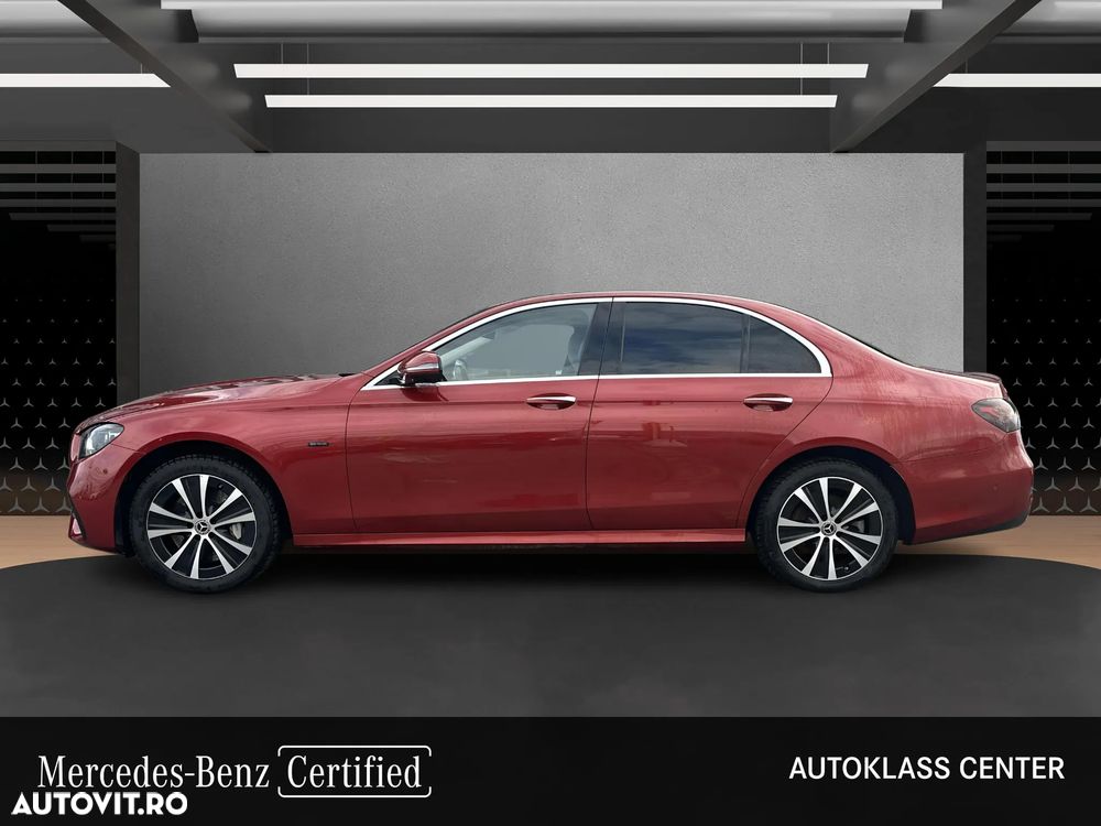 Mercedes-Benz E 300 de 4Matic 9G-TRONIC AMG Line - 2