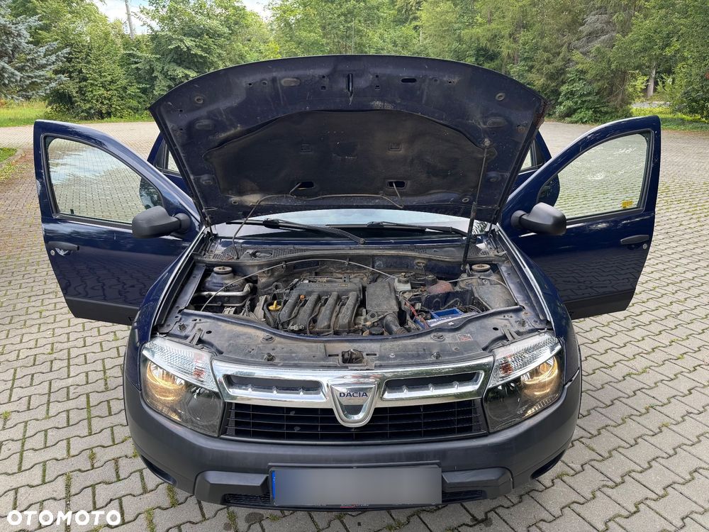Dacia Duster 1.6 SCe Laureate 4x4 S&S - 33