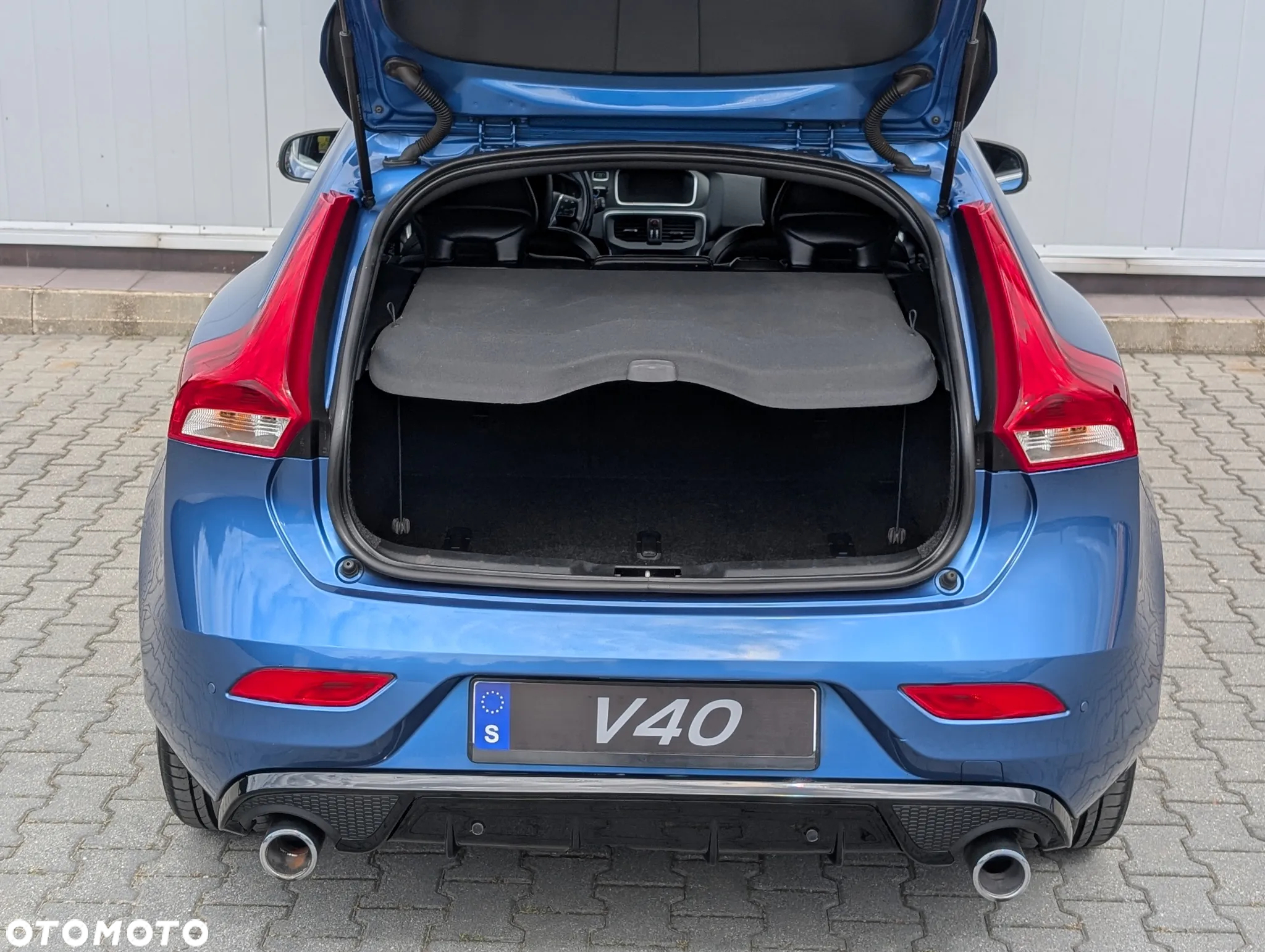 Volvo V40 D3 Geartronic RDesign - 15