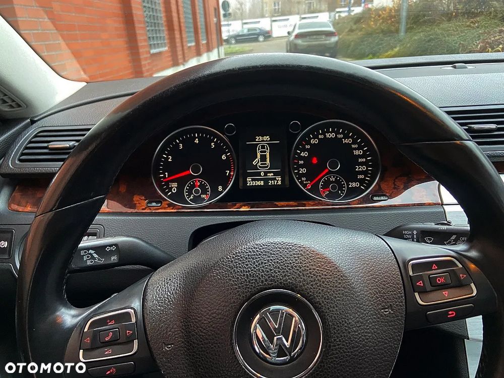 Volkswagen Passat CC 1.8 TSI Individual - 18