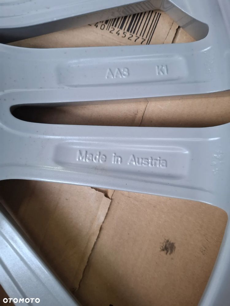 Audi Felgi  R20 80A601025 L - 6
