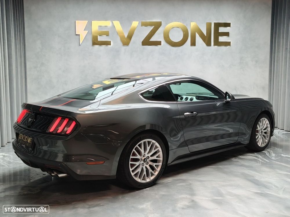 Ford Mustang 2.3i EcoBoost - 7