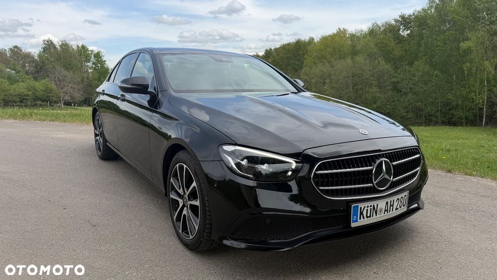 Mercedes-Benz Klasa E 220 d 9G-TRONIC - 32