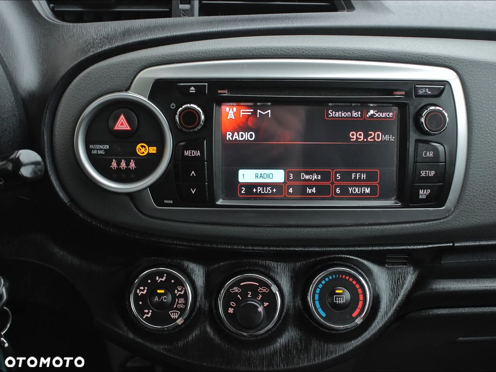 Toyota Yaris 1.33 VVT-i Executive - 21