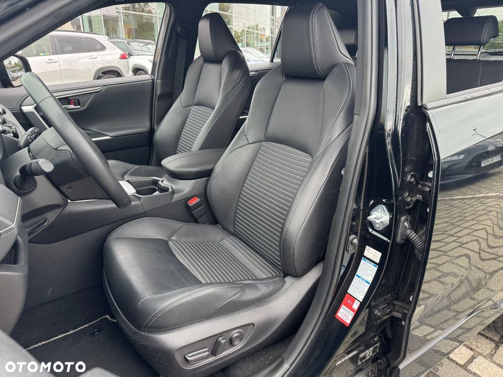 Toyota RAV4 2.5 Hybrid Black Edition by JBL 4x4 - 21