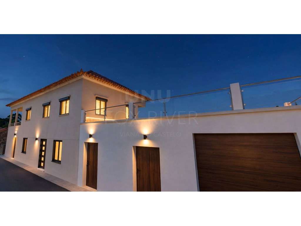 Moradia T5 à venda para reabilitação em Barroselas, Viana do Castelo - Grande imagem: 3/20