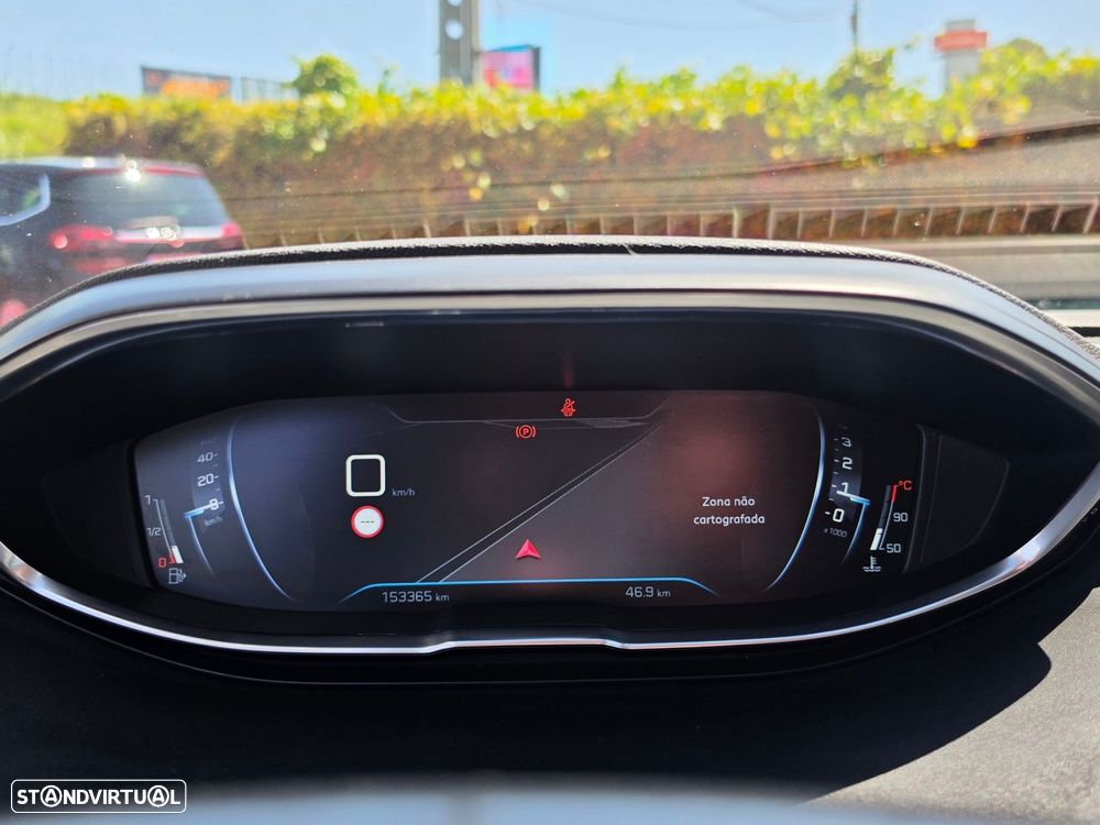 Peugeot 5008 1.5 BlueHDi Allure - 20