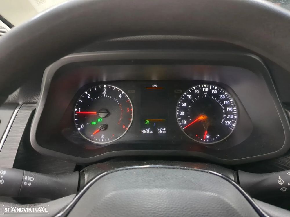 Renault Trafic 2.0 dCi 130cv GPS / CarPlay / Câmara /c/IVA dedutível - 8