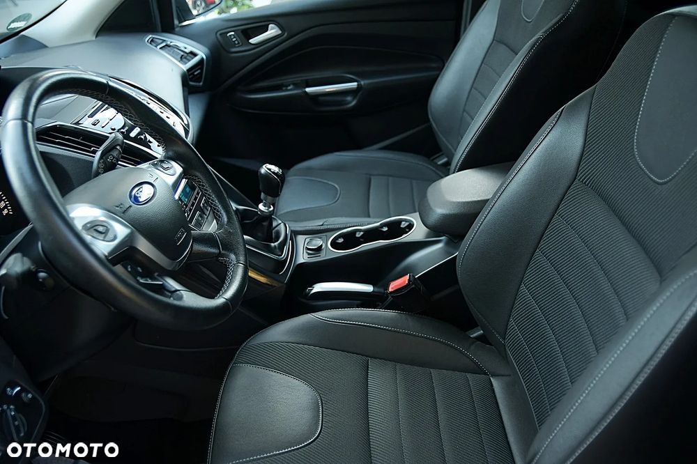 Ford Kuga 2.0 TDCi 4x4 Individual - 29