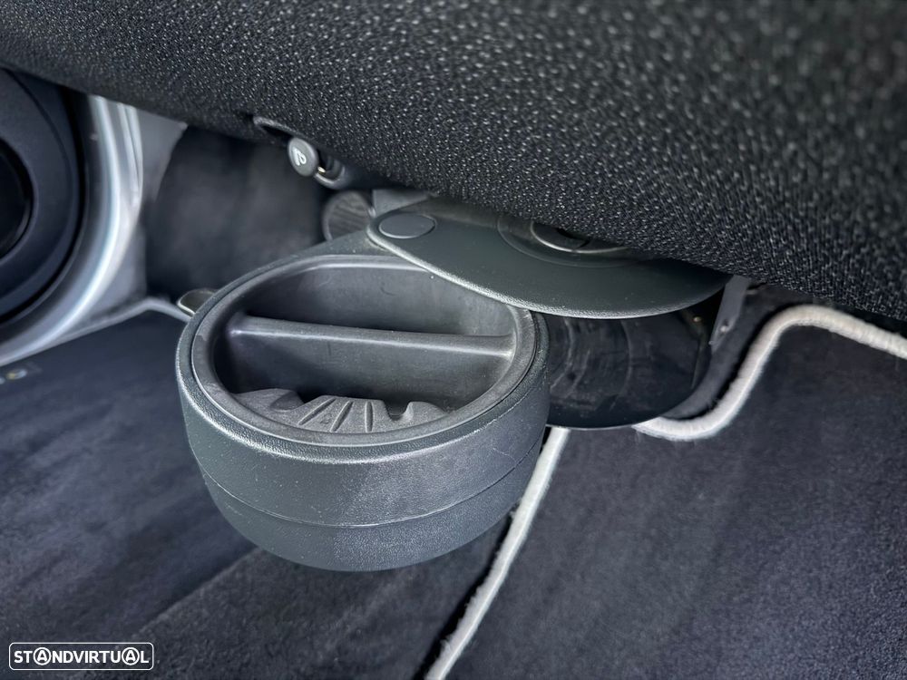 Smart ForTwo Coupé 0.8 cdi Passion 45 - 16