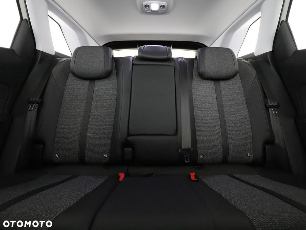 Peugeot 3008 BlueHDi 130 Stop & Start EAT8 Allure Business-Paket - 19