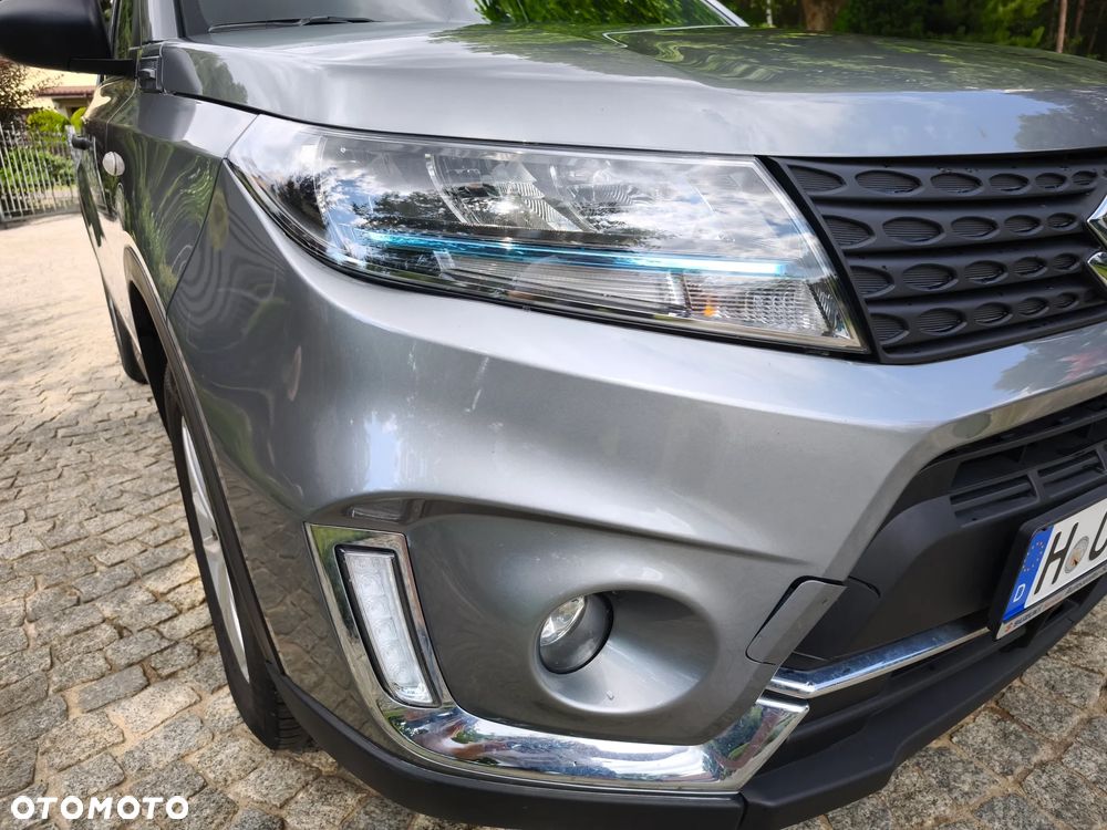 Suzuki Vitara 1.4 Boosterjet Hybrid Comfort "SHINKAI" - 23