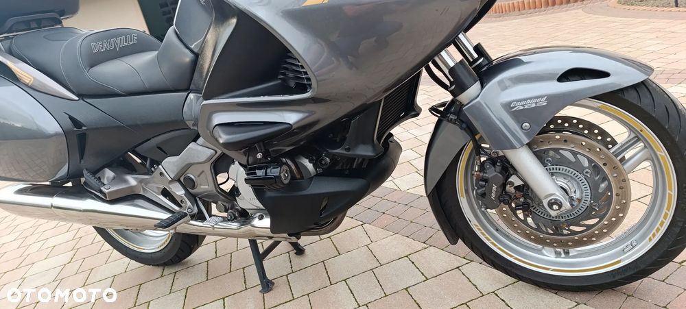 Honda Deauville - 31