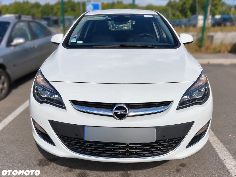 Opel Astra 1.4 T Cosmo - 1
