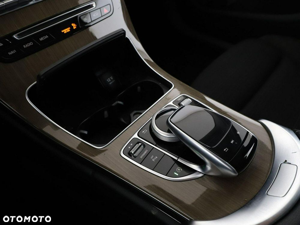 Mercedes-Benz Klasa C 180 9G-TRONIC Avantgarde - 28