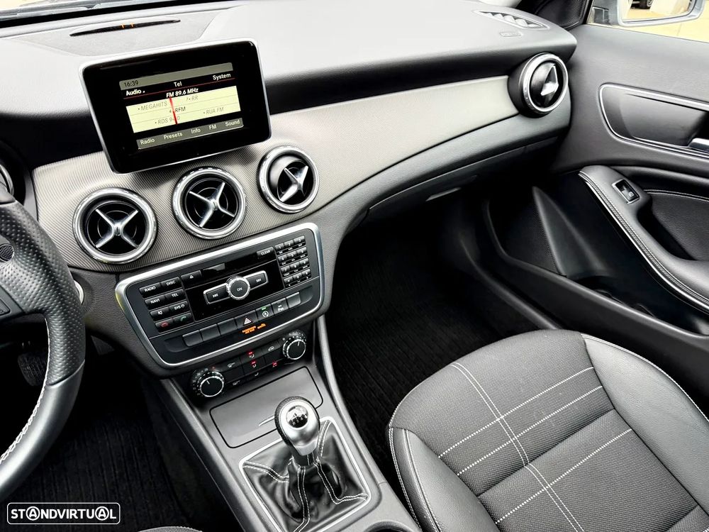 Mercedes-Benz GLA 180 CDI - 16