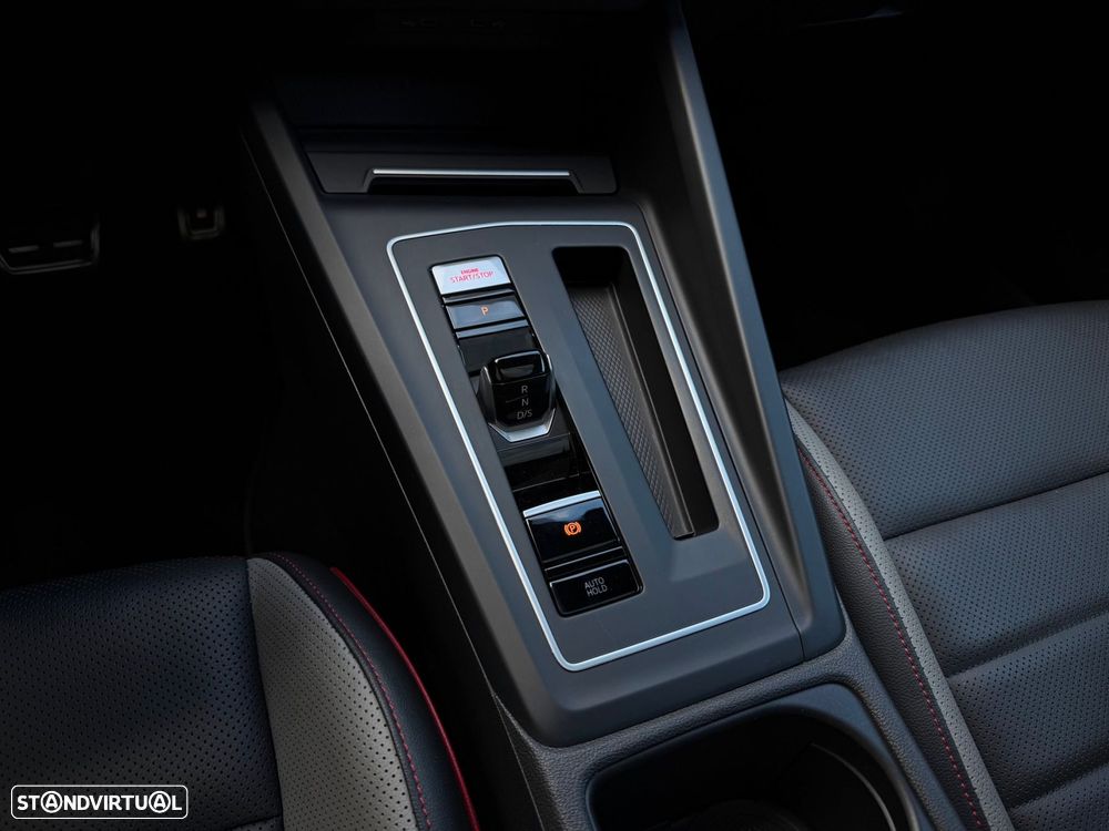 VW Golf 2.0 TSI GTI DSG - 22