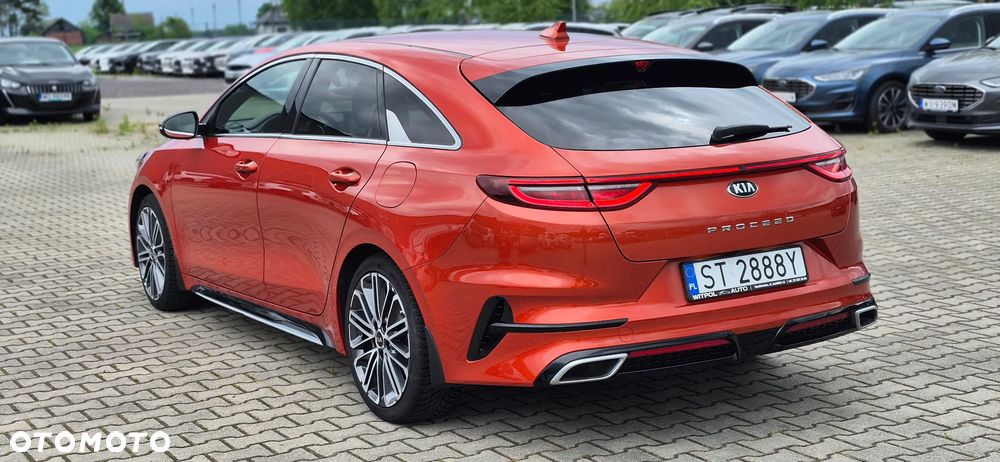 Kia ProCeed - 8