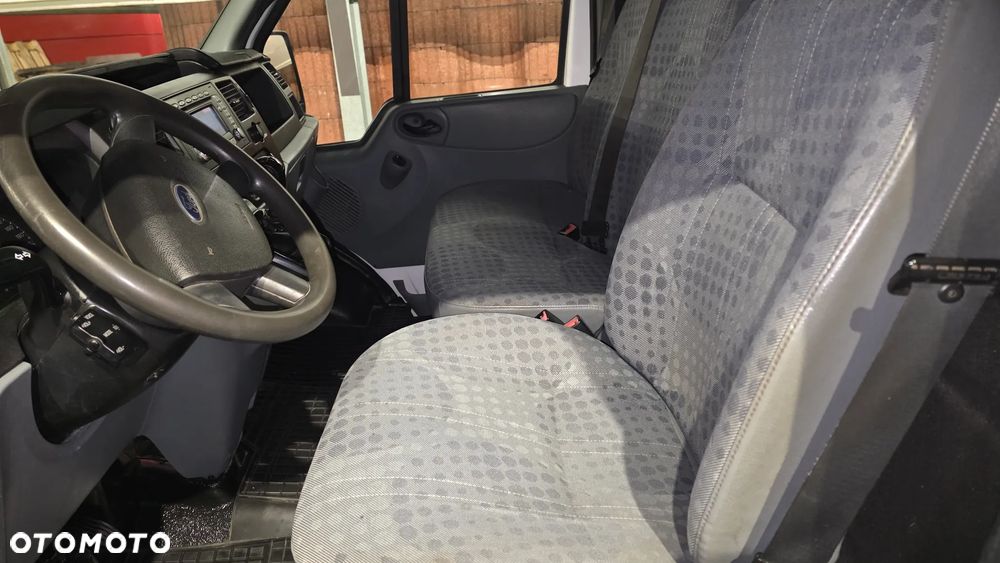 Ford Transit - 4