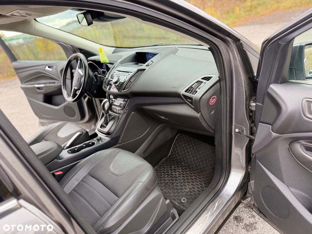 Ford Kuga 2.0 TDCi 4WD Titanium Plus - 15