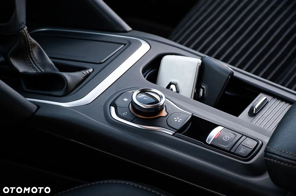 Renault Talisman Grandtour TCe 225 EDC GPF LIMITED - 23