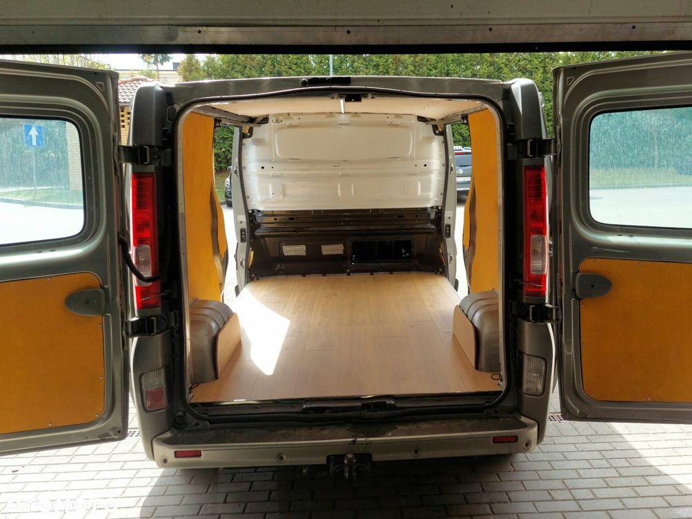 Opel Vivaro L2H1 2.9t - 27