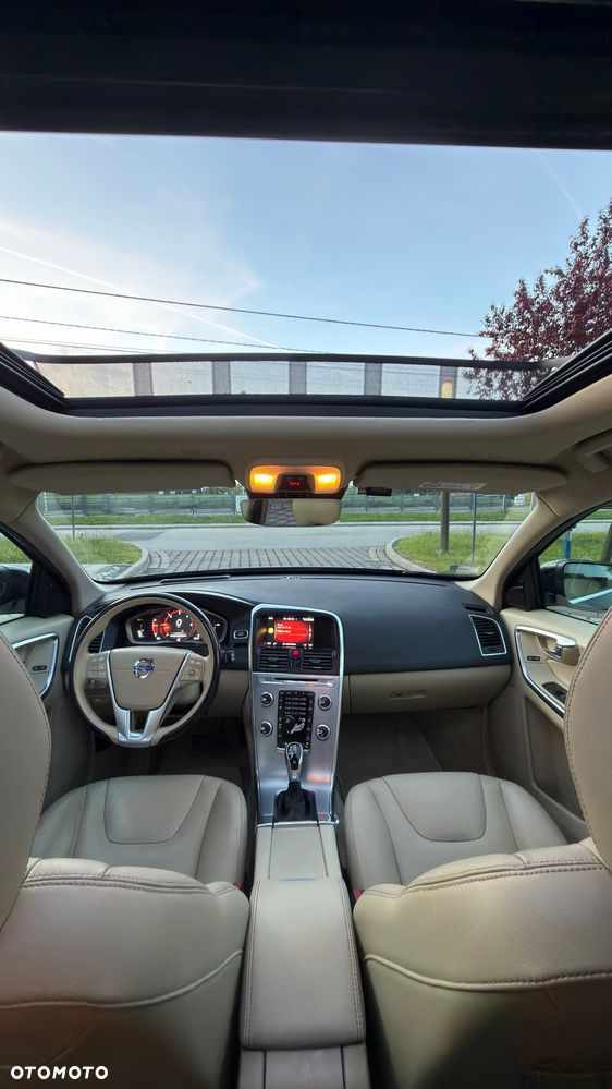 Volvo XC 60 D4 AWD Summum - 5