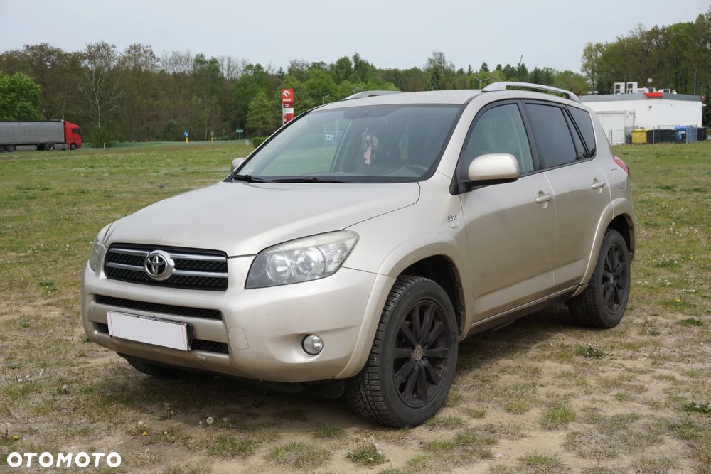 Toyota RAV4 2.2 D-4D Sol 180 - 1