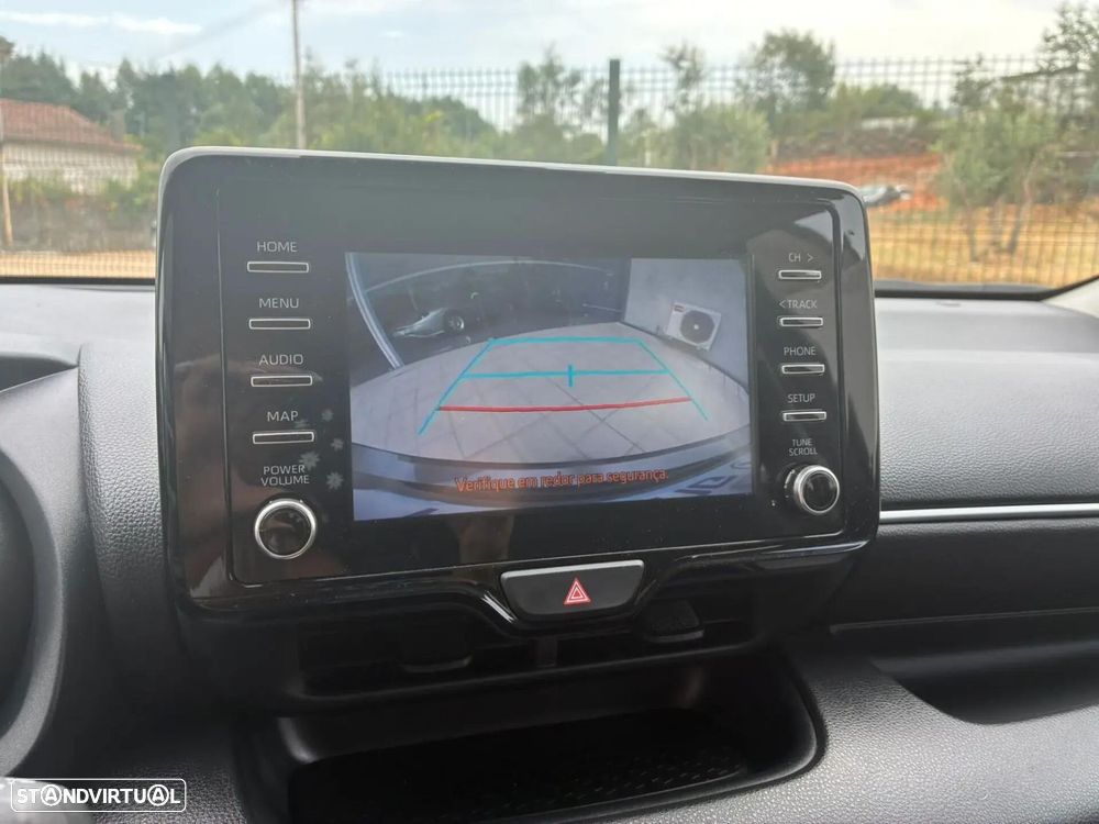 Toyota Yaris - 23