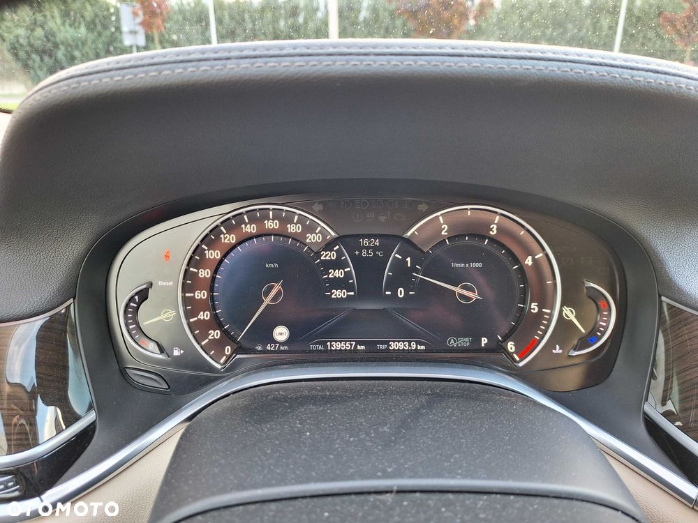 BMW Seria 7 - 12