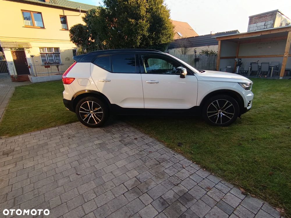 Volvo XC 40 D3 AWD Geartronic Momentum - 6