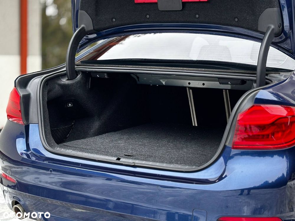 BMW Seria 5 520d xDrive Luxury Line - 10