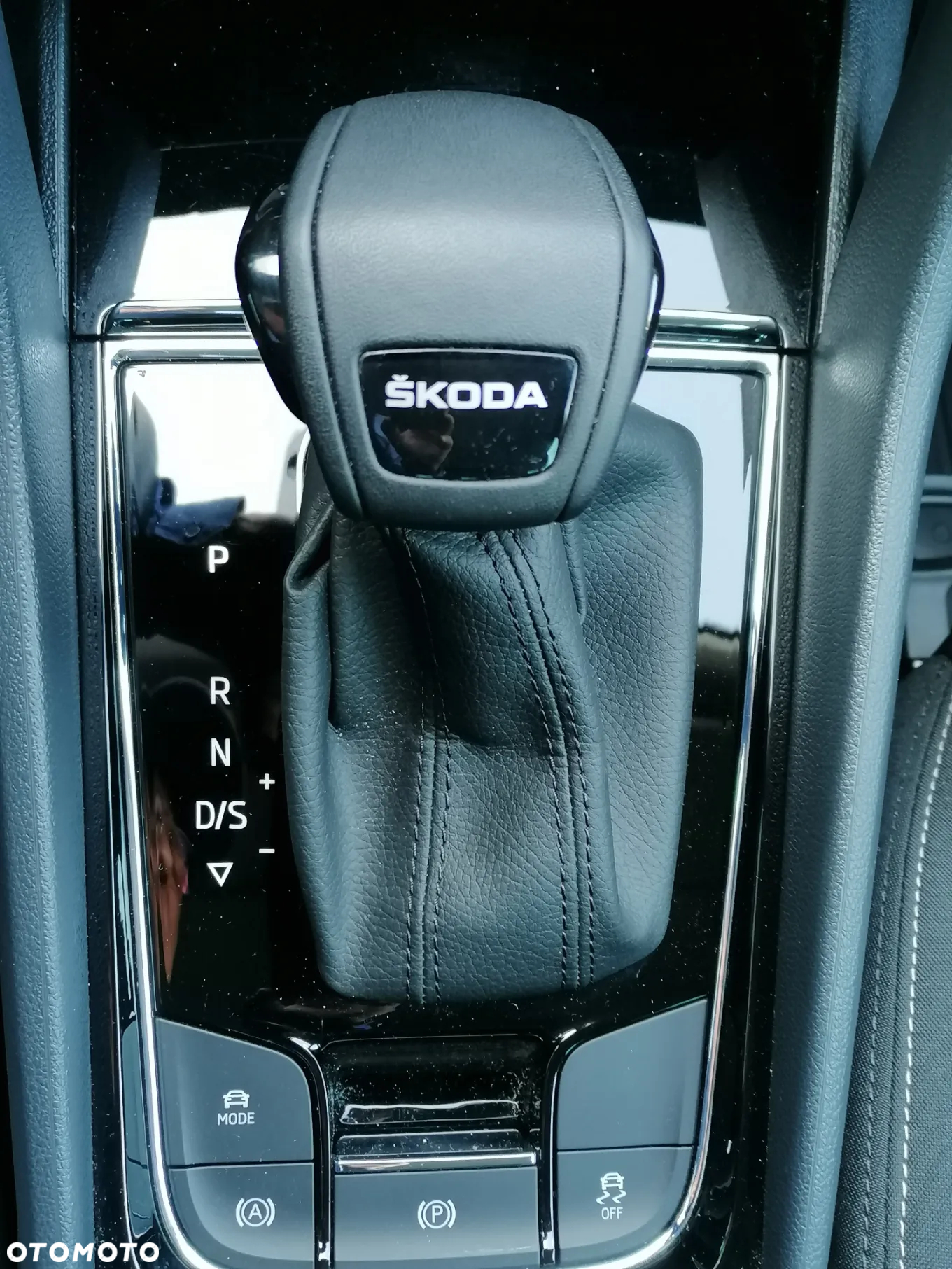 Skoda Karoq 1.5 TSI ACT 4x2 Style DSG - 21