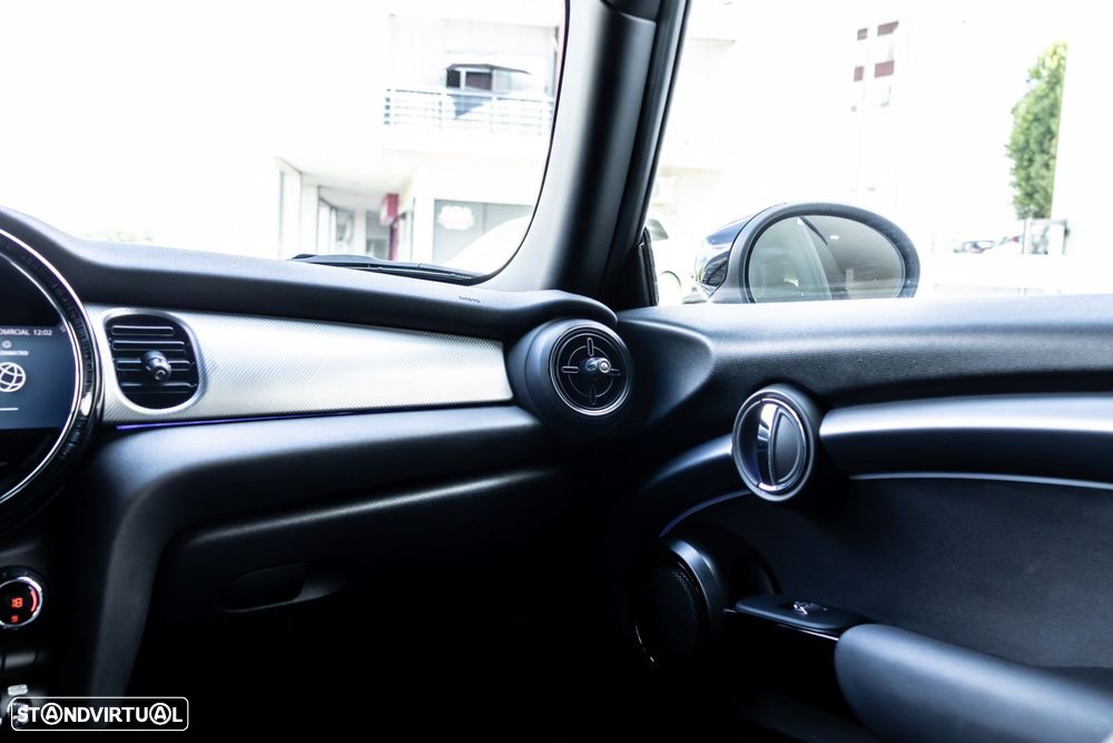 MINI 3 Portas Cooper E Classic S - 19