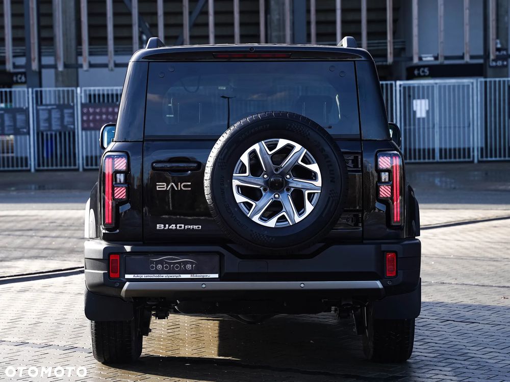BAIC BJ40 - 5
