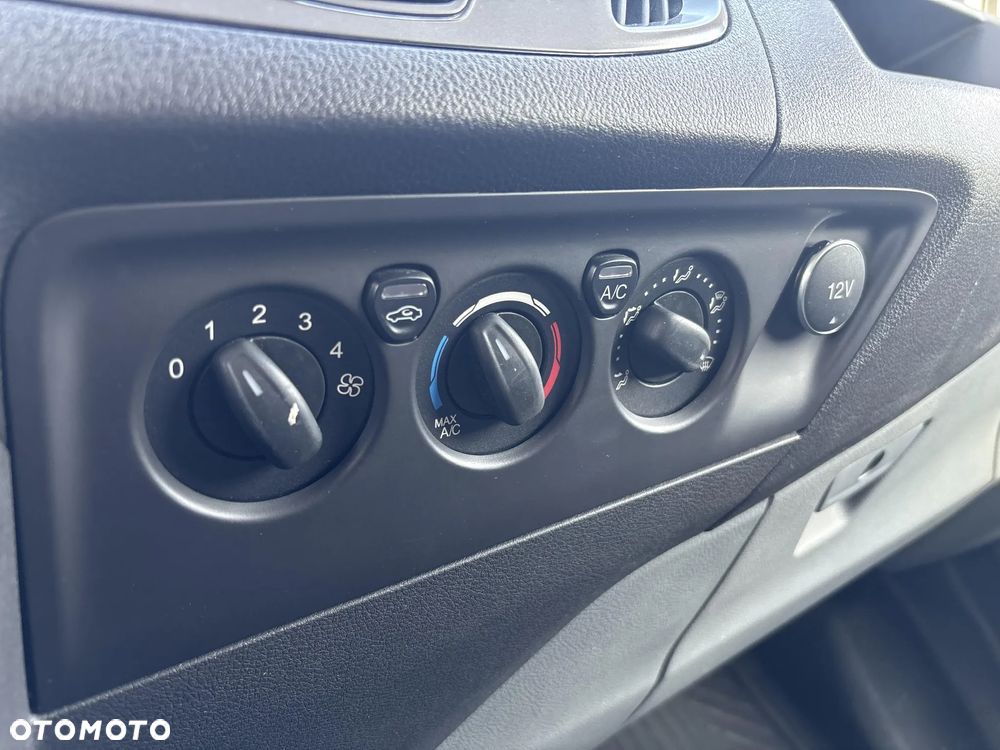 Ford Transit Custom - 27