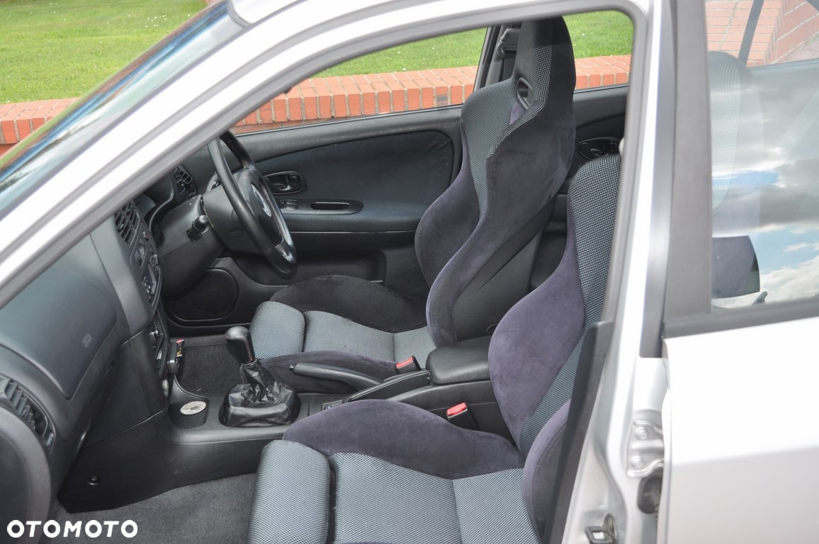 Mitsubishi Lancer Evolution IX - 11