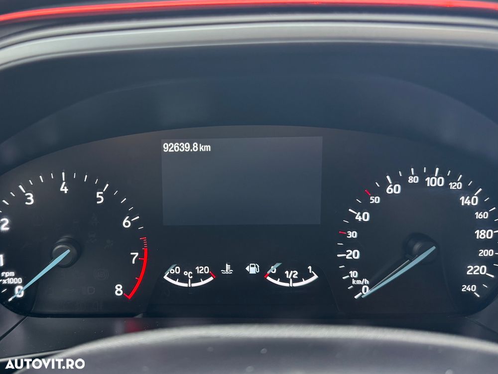 Ford Focus 1.0 EcoBoost Trend - 12