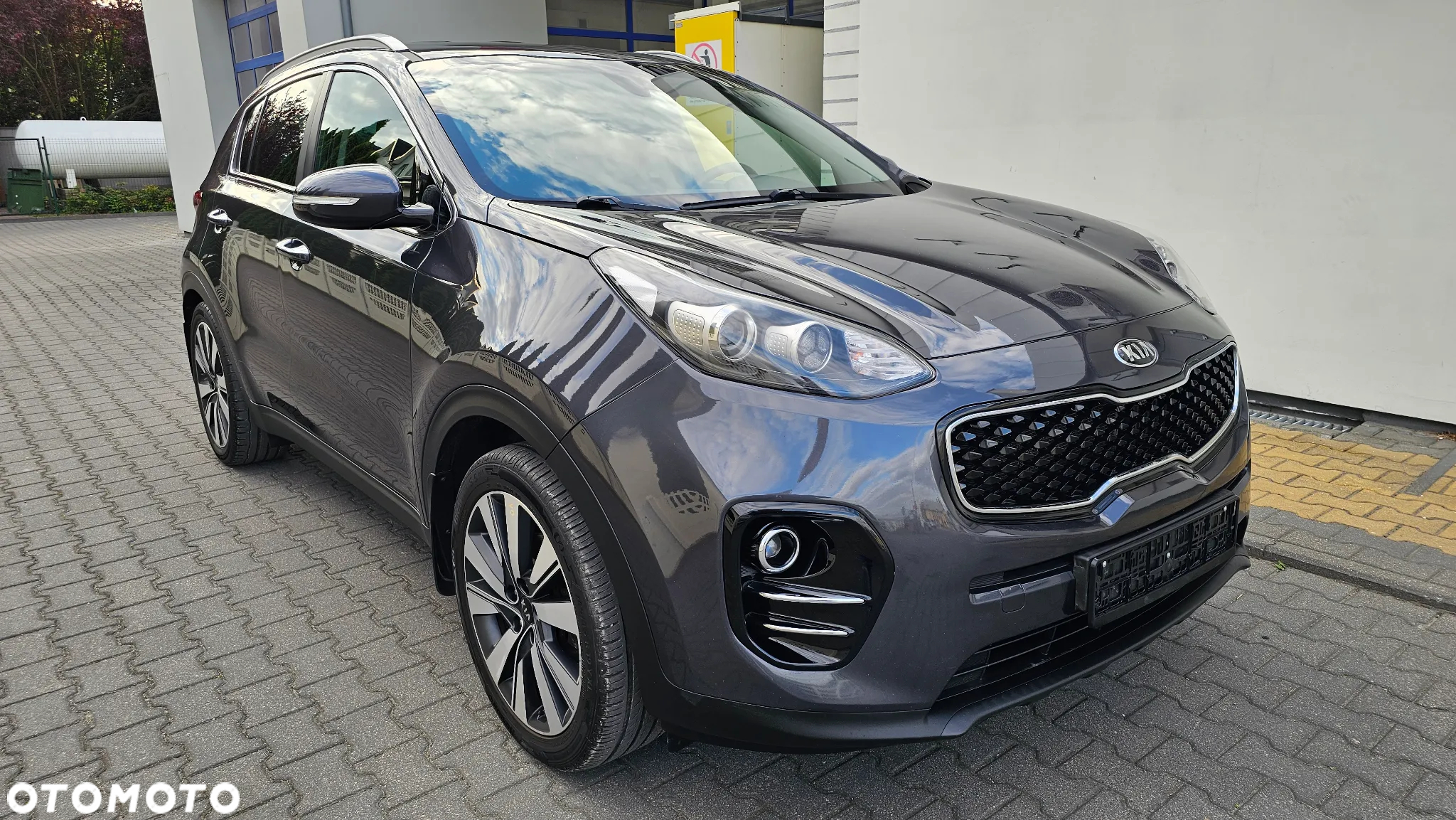 Kia Sportage 1.7 CRDI 2WD Dream-Team Edition - 17