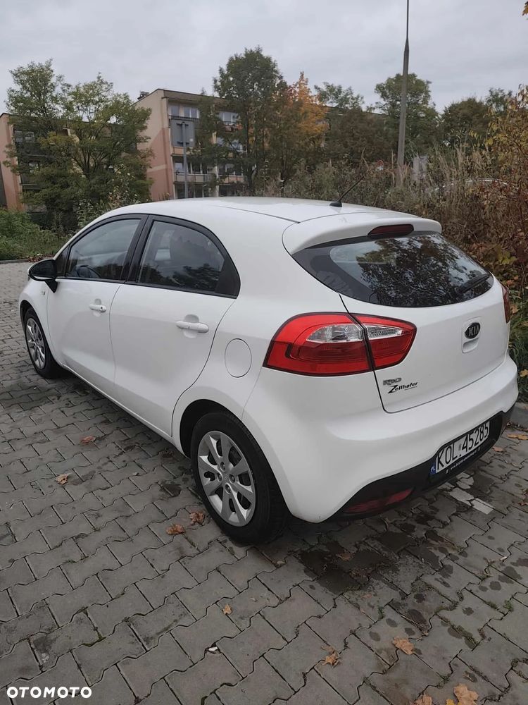 Kia Rio 1.2 M - 5
