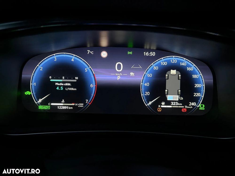 Toyota Corolla 1.8 Hybrid Touring Sports Business Edition - 22