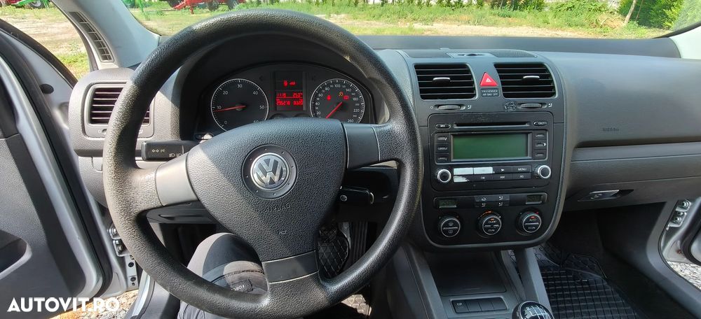 Volkswagen Golf 1.9 TDI Comfortline - 6