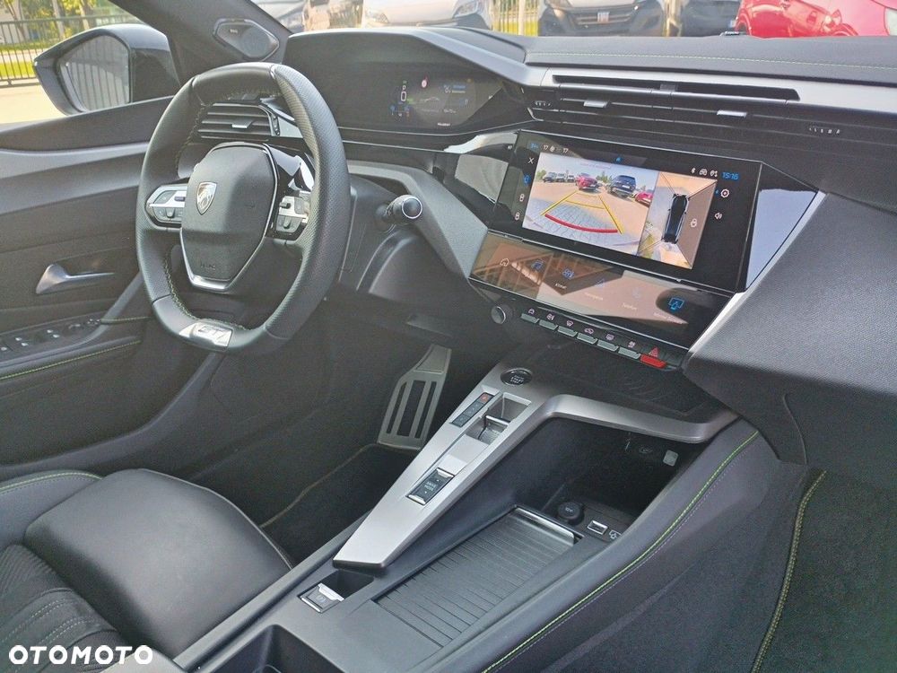 Peugeot 408 1.6 Plug-In Hybrid 225 GT EAT8 - 17