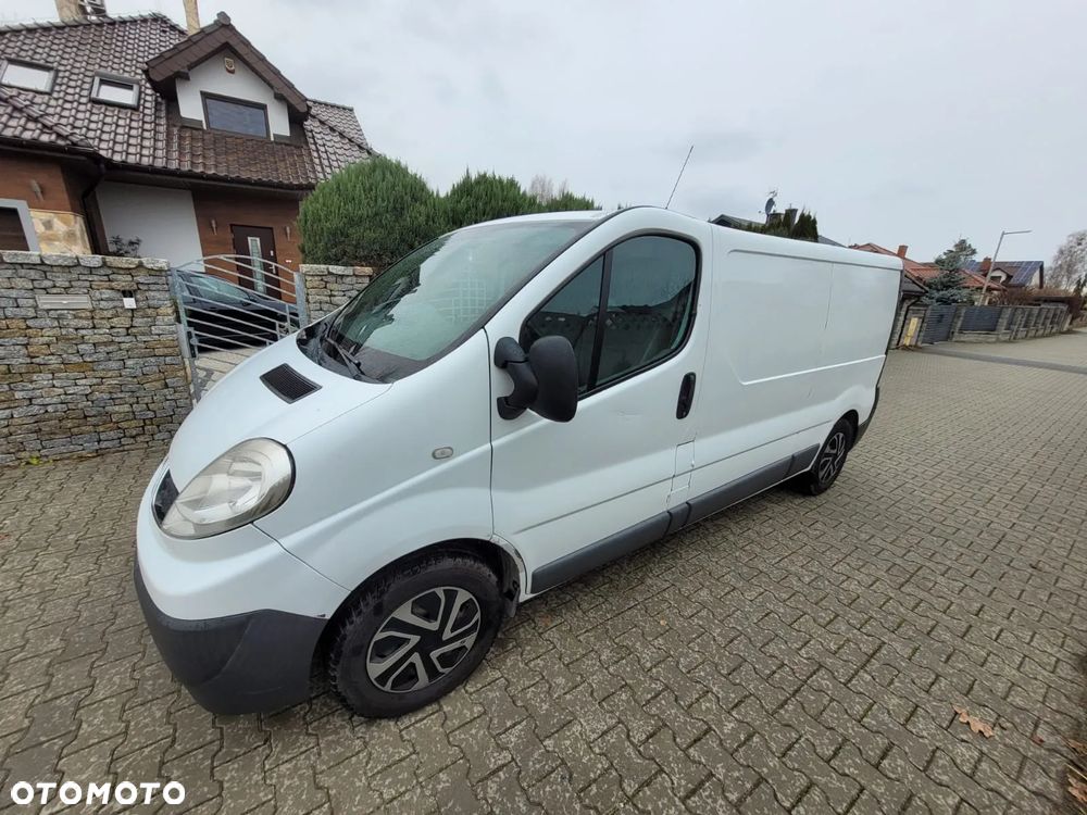 Renault Trafic - 10